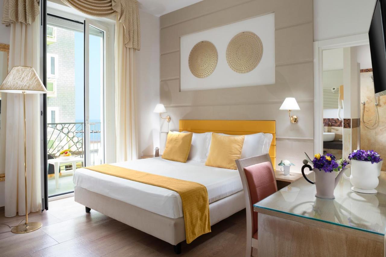 Hotel Orizzonte เบลลาเรีย-อีเจอา มารีนา ภายนอก รูปภาพ